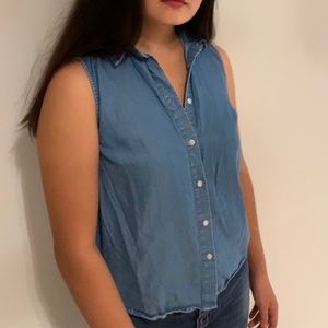 Shortsleeved “Jean” blouse